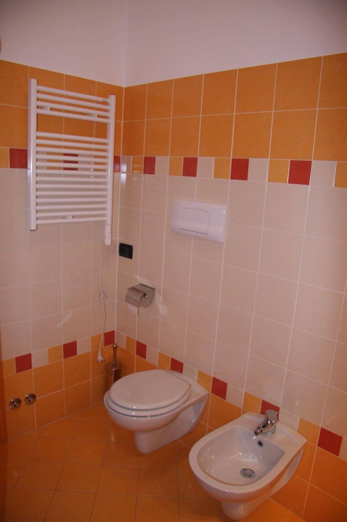 Bed And Breakfast Centrostorico Sarnico Exterior foto